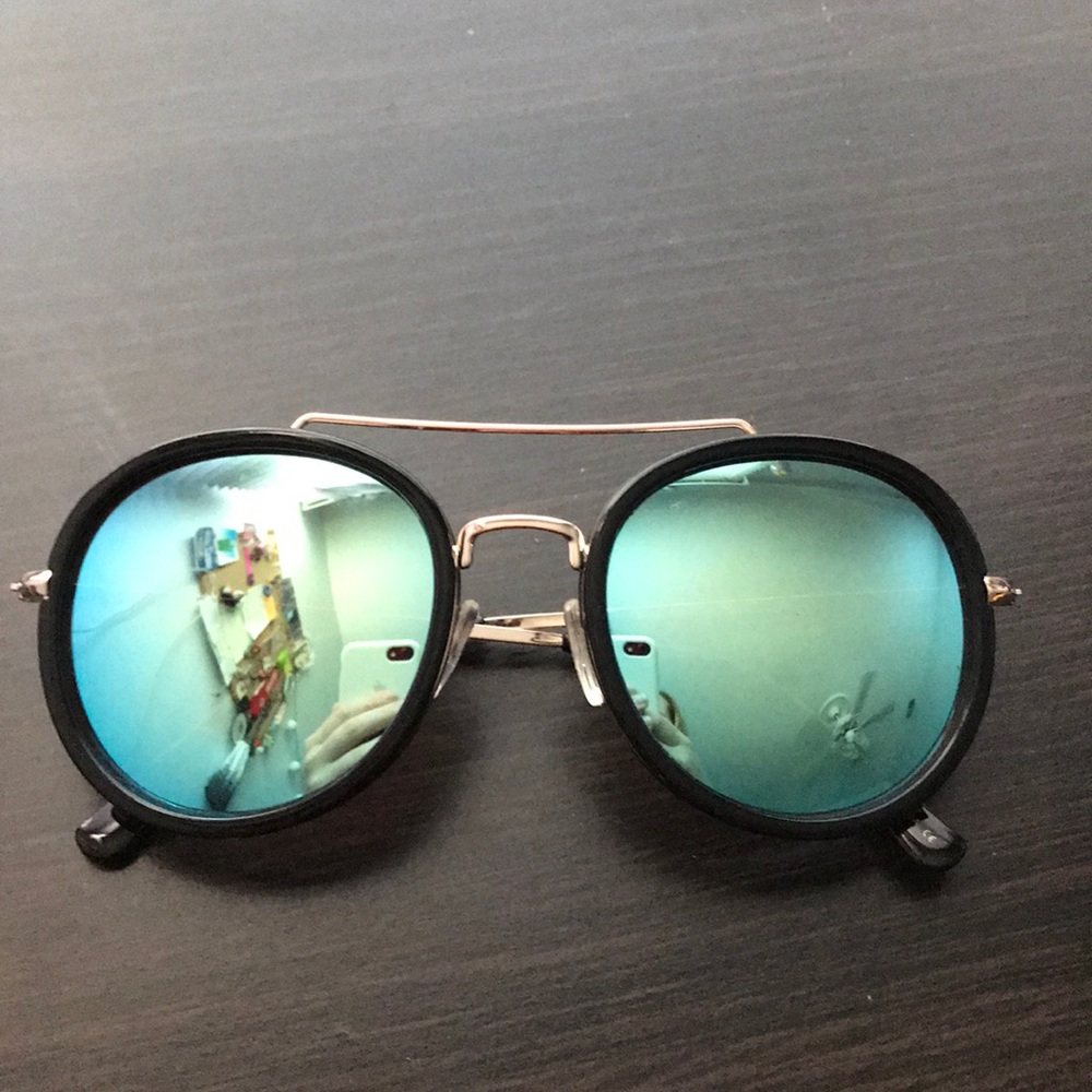 Sunglasses! - Picture 7 of 7